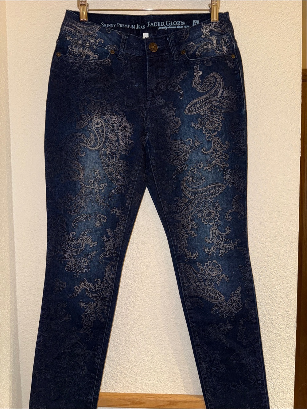 Faded Glory Women's Skinny Paisley Jeans - Dark Blue